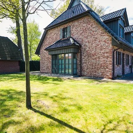 Lilly's Beachhouse